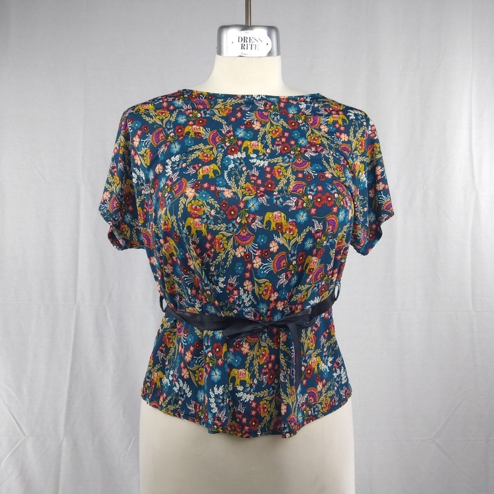 Women's Pullover Blouse